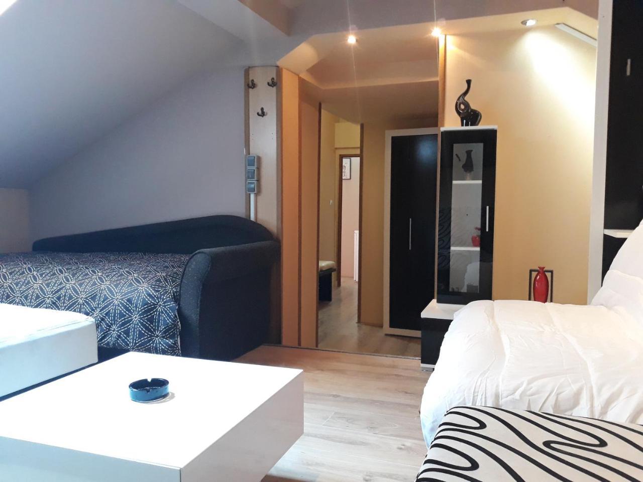 Antonio Rooms Ni Exterior foto